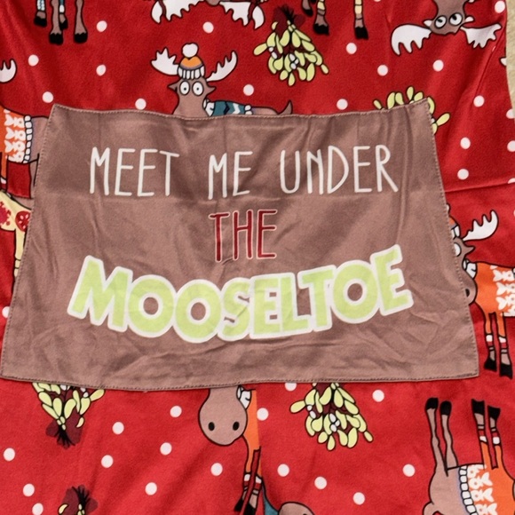 Moose Holiday Back PJ’s “Meet Me Under The Mooseltoe” Onsie Pajama  Red - Picture 12 of 12
